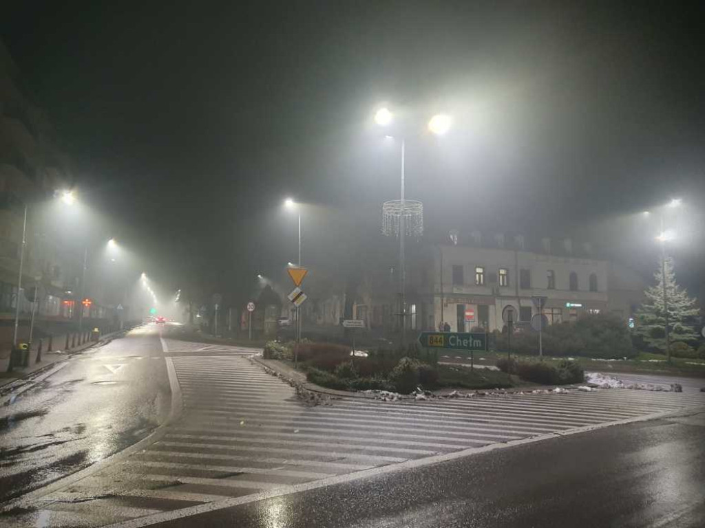 Gdzieś w Hrubieszowie... Mgła [ZDJĘCIA]