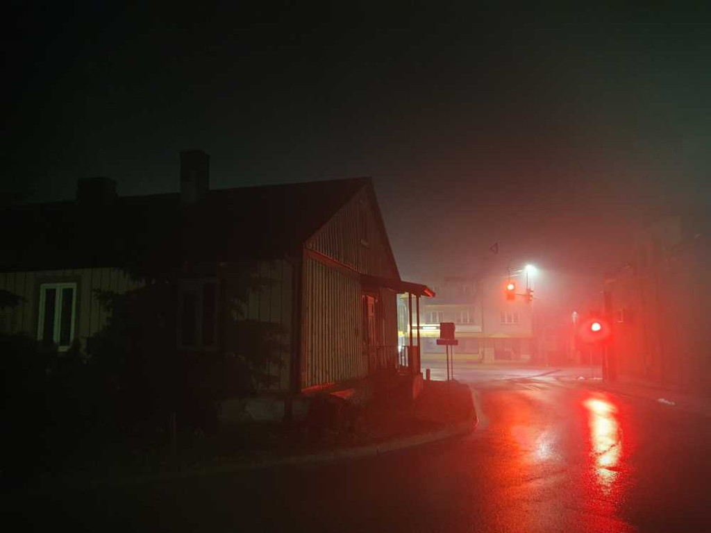 Gdzieś w Hrubieszowie... Mgła [ZDJĘCIA]