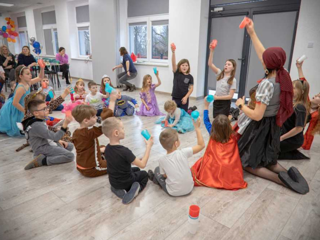 Bal karnawałowy Zimowej Akademii Przygody [ZDJĘCIA]