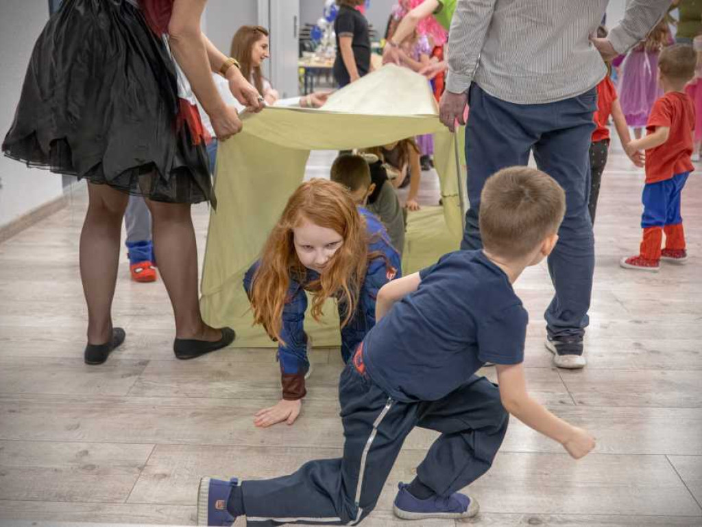 Bal karnawałowy Zimowej Akademii Przygody [ZDJĘCIA]