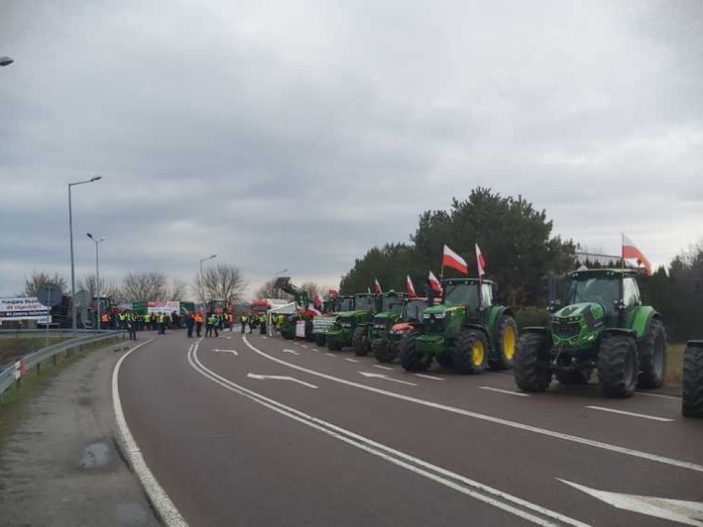Uwaga! Trwa rolniczy protest w Zosinie [ZDJĘCIA]