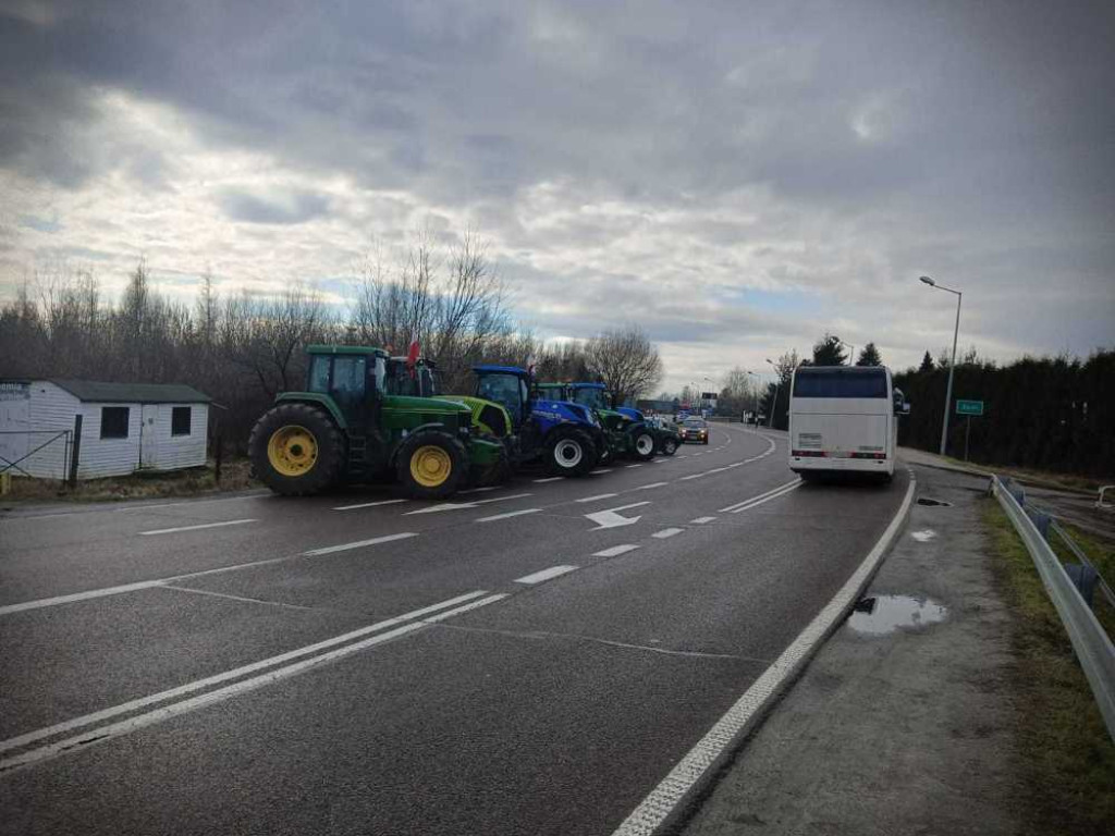 Uwaga! Trwa rolniczy protest w Zosinie [ZDJĘCIA]