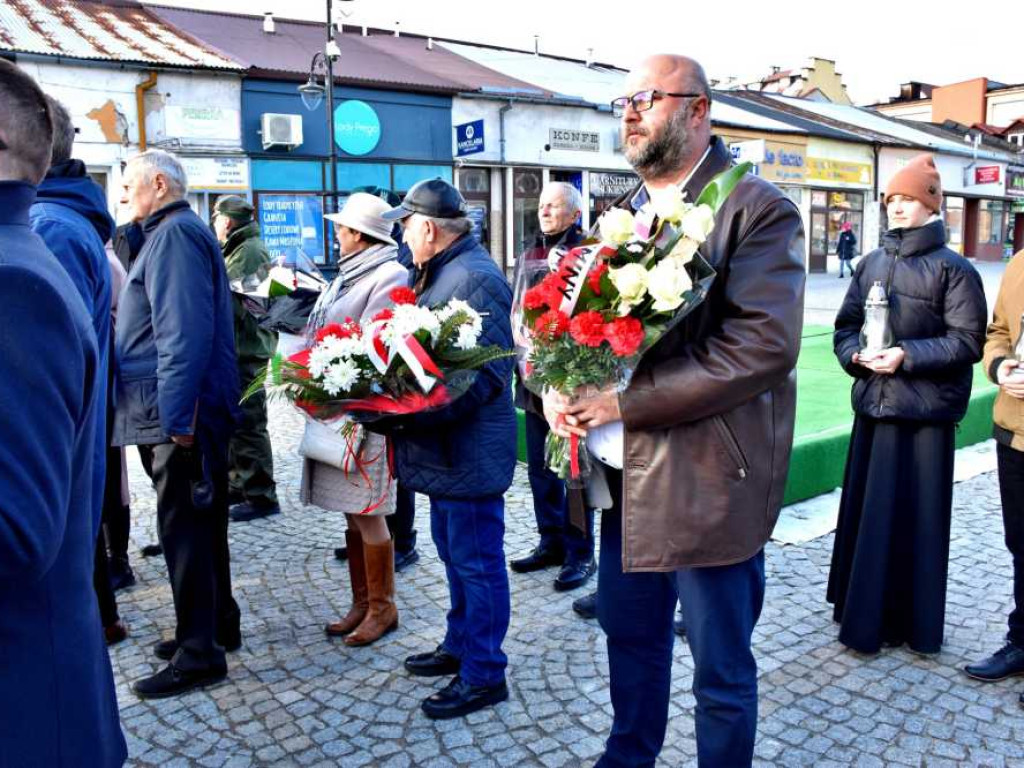 Hrubieszów: Uczczono rocznicę powstania Armii Krajowej [ZDJĘCIA]