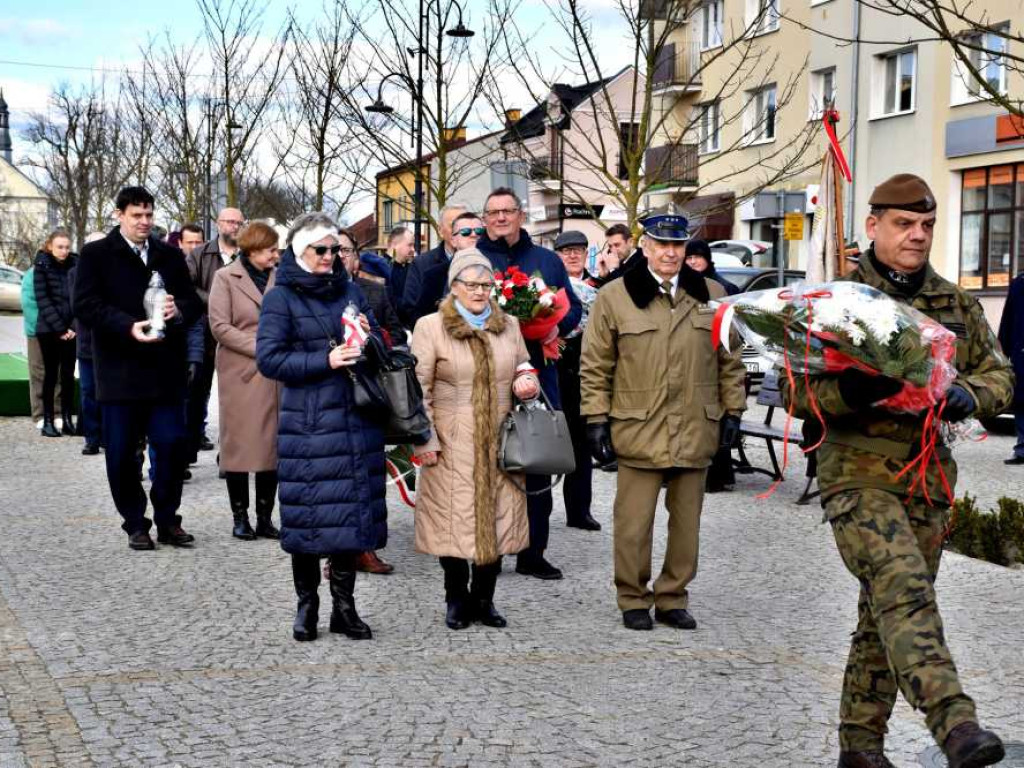 Hrubieszów: Uczczono rocznicę powstania Armii Krajowej [ZDJĘCIA]