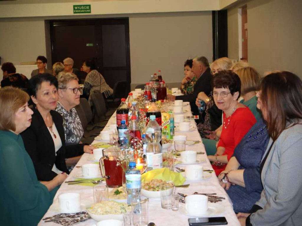 Seniorzy się bawili... [ZDJĘCIA]