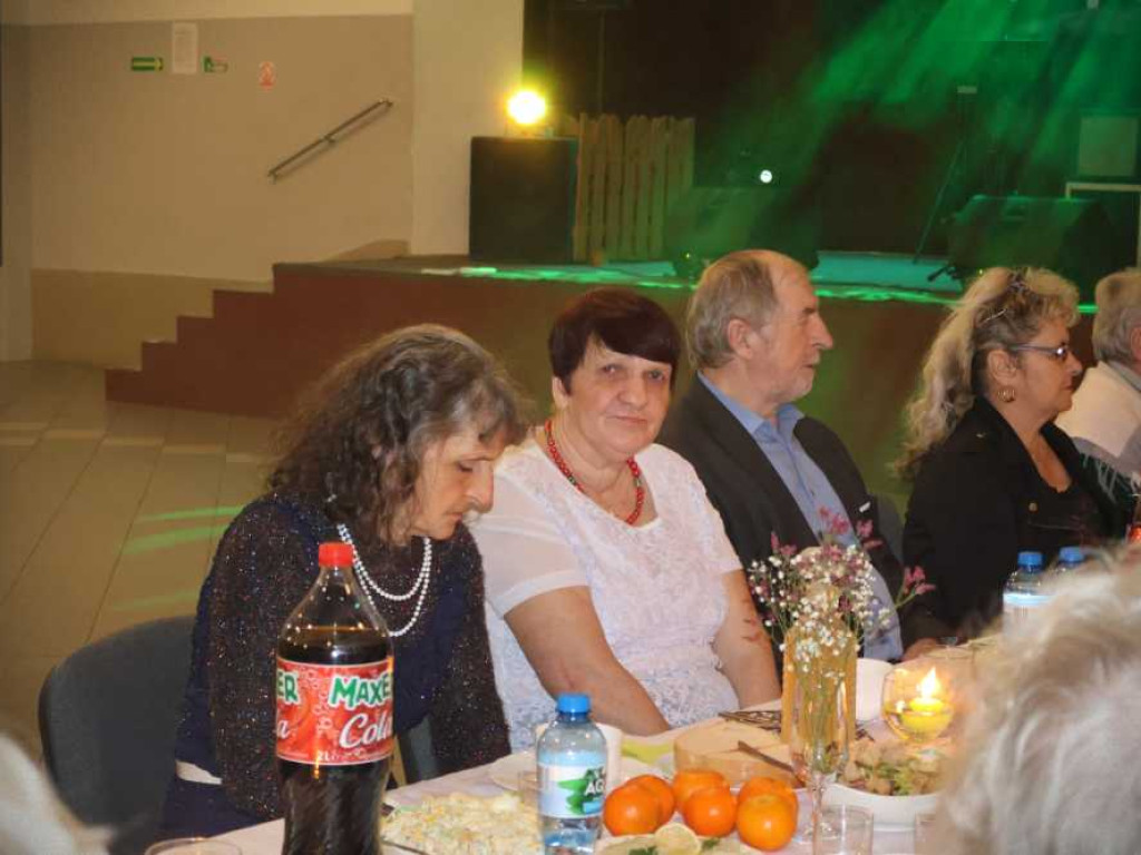 Seniorzy się bawili... [ZDJĘCIA]