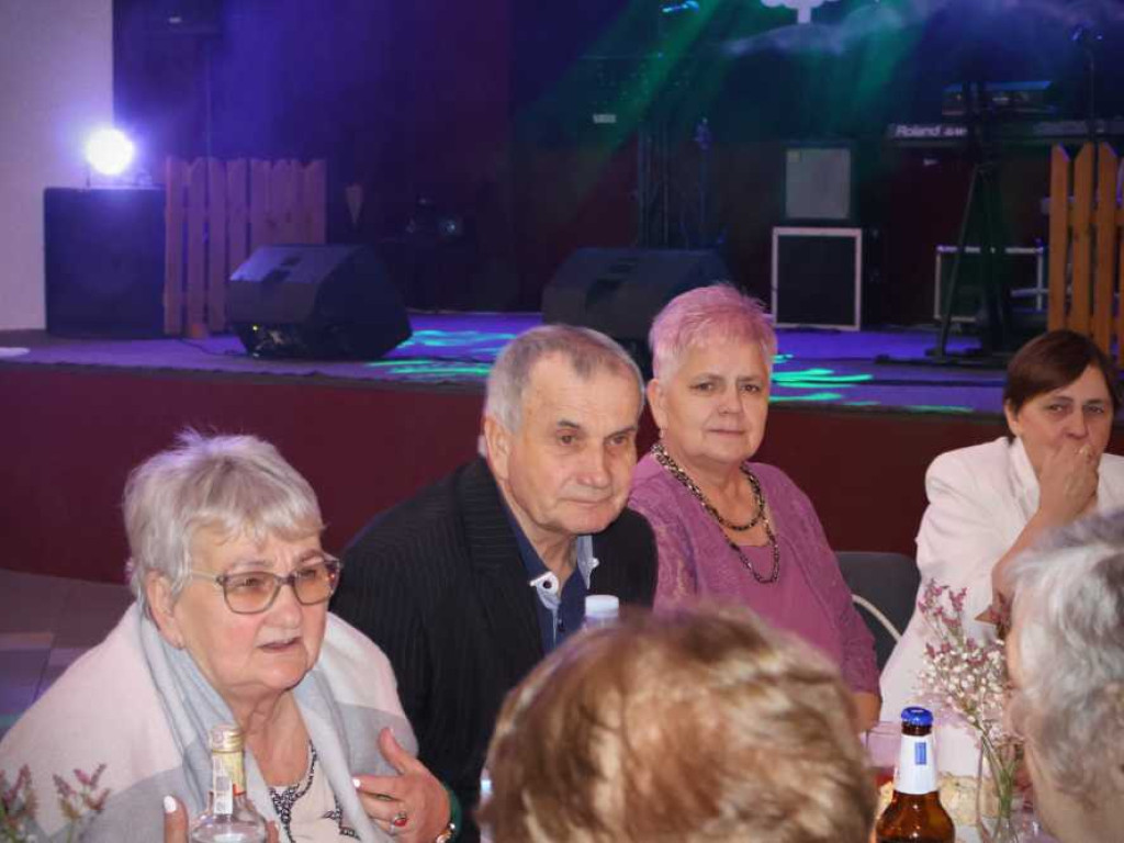 Seniorzy się bawili... [ZDJĘCIA]