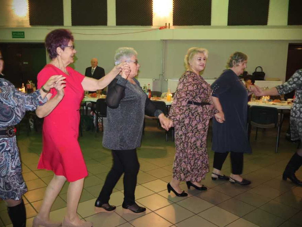 Seniorzy się bawili... [ZDJĘCIA]