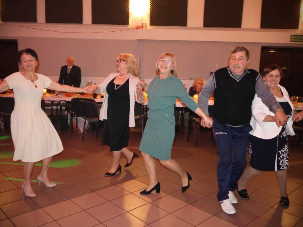 Seniorzy się bawili... [ZDJĘCIA]