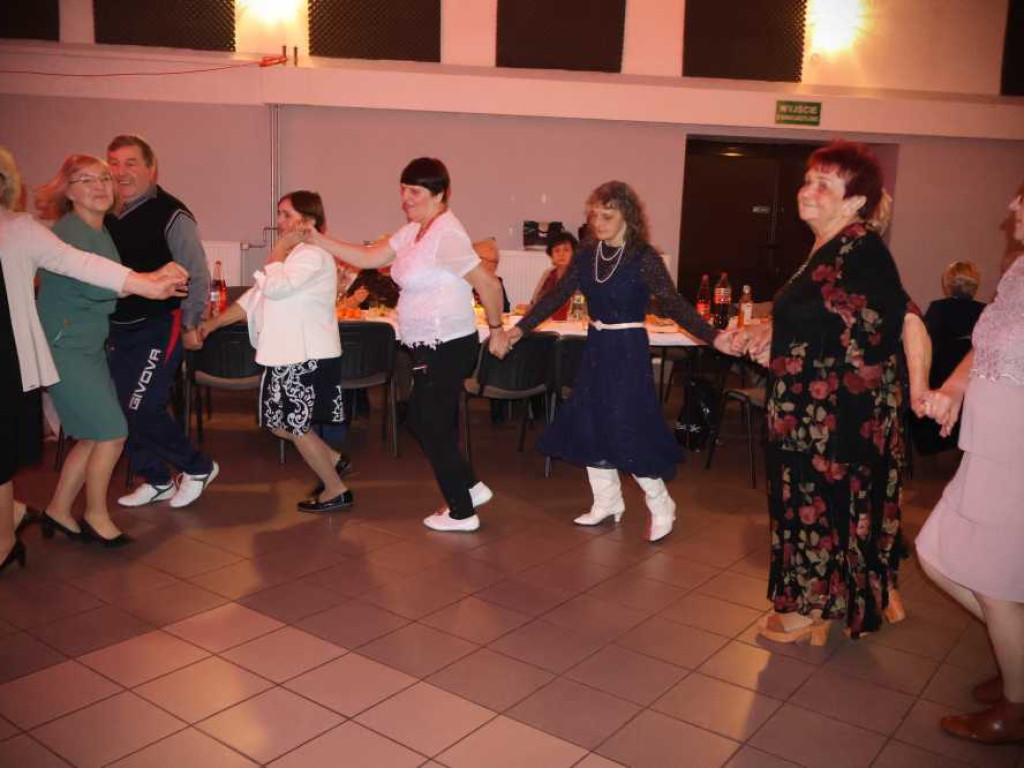 Seniorzy się bawili... [ZDJĘCIA]