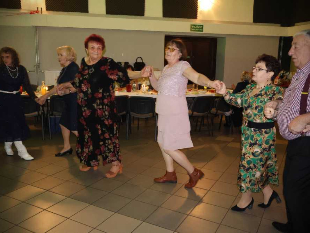 Seniorzy się bawili... [ZDJĘCIA]