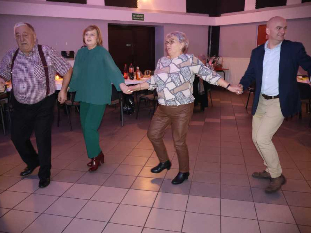 Seniorzy się bawili... [ZDJĘCIA]