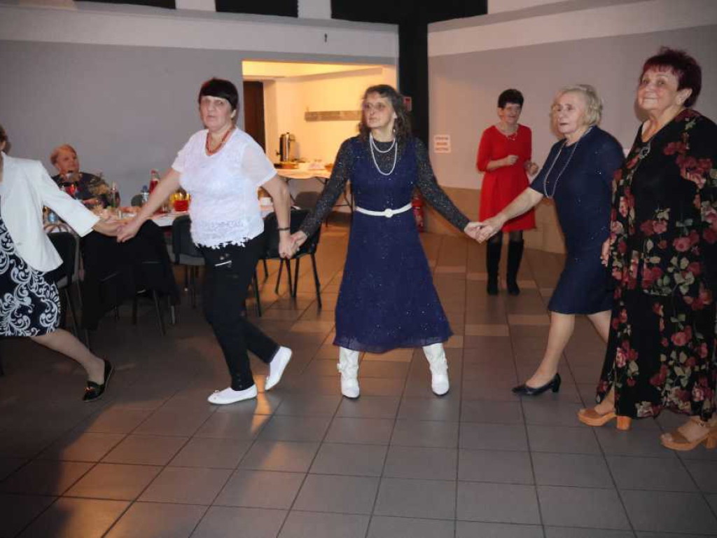 Seniorzy się bawili... [ZDJĘCIA]
