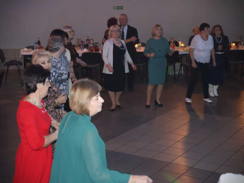 Seniorzy się bawili... [ZDJĘCIA]
