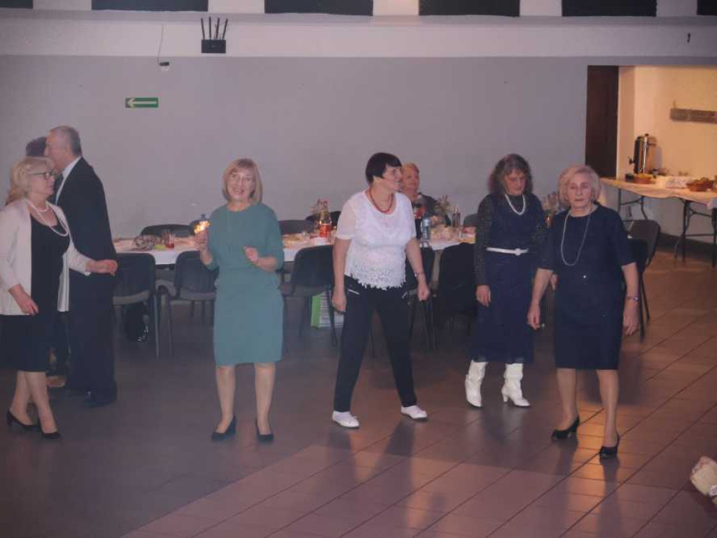 Seniorzy się bawili... [ZDJĘCIA]