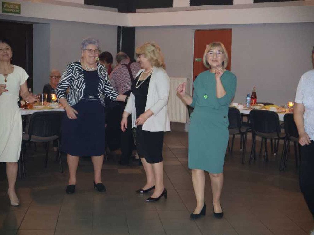 Seniorzy się bawili... [ZDJĘCIA]
