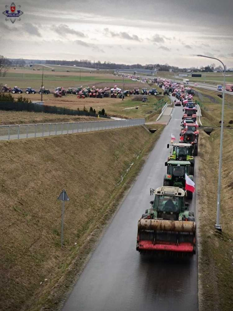 Trwają rolnicze protesty [ZDJĘCIA]