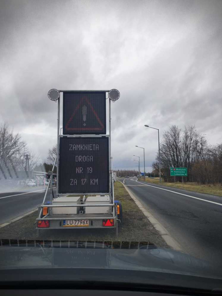 Trwają rolnicze protesty [ZDJĘCIA]