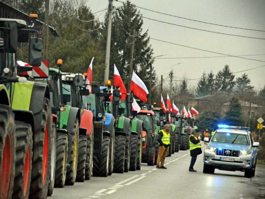 Trwają rolnicze protesty [ZDJĘCIA]