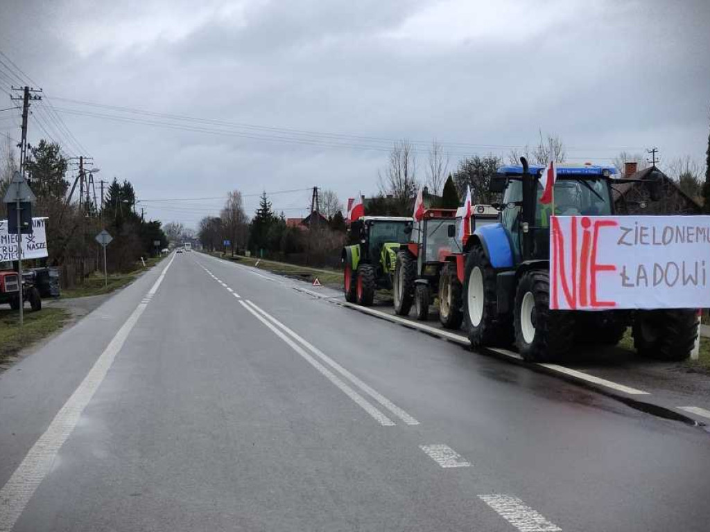 Kolejny dzień rolniczych protestów [ZDJĘCIA]