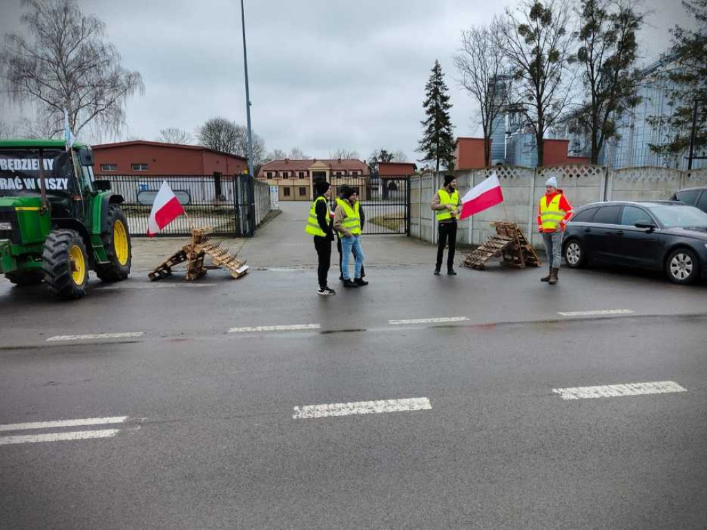 Kolejny dzień rolniczych protestów [ZDJĘCIA]