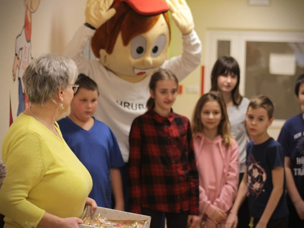 Hrubieszów: Hrubcio z wizytą u małych pacjentów [ZDJĘCIA]