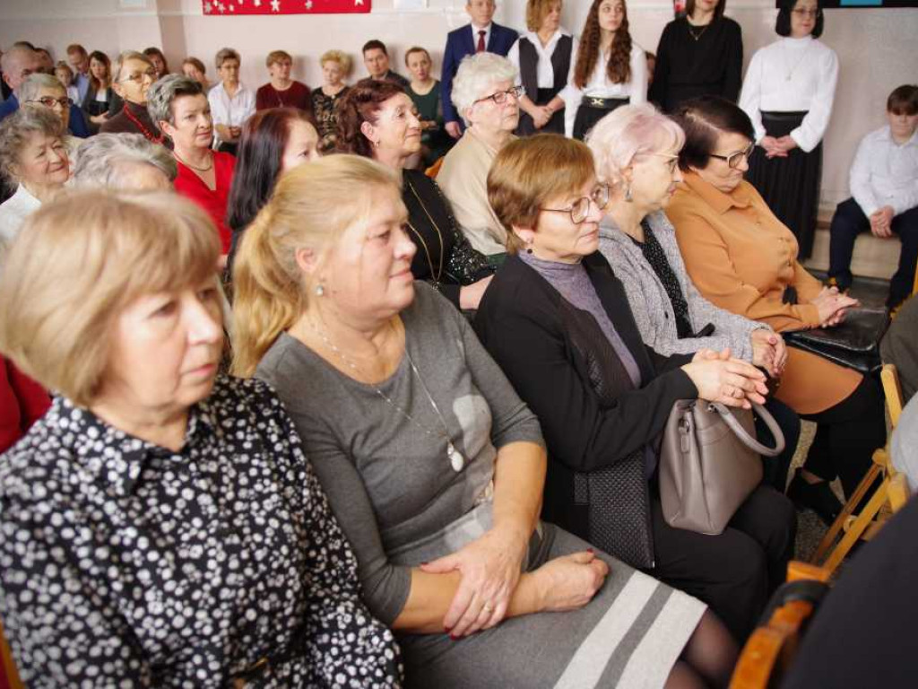 50 lat minęło... Jubileusz szkoły w Wiszniowie [ZDJĘCIA]
