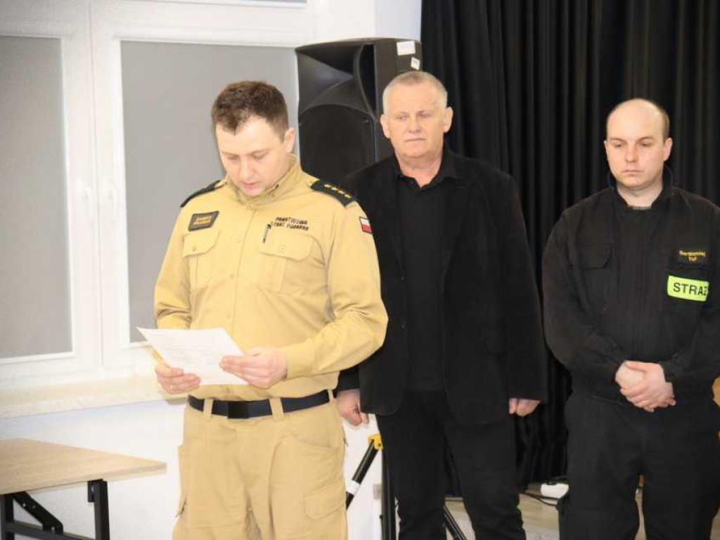 Młodzież zapobiega pożarom [ZDJĘCIA]
