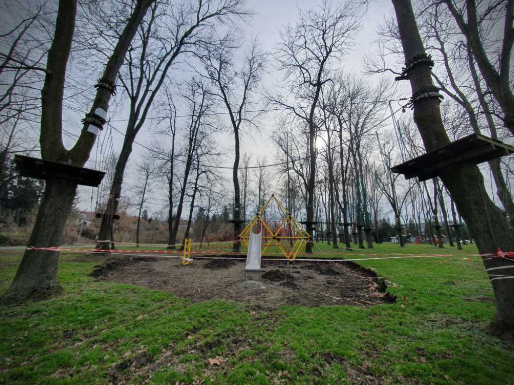 Gdzieś w Hrubieszowie... Nowy plac zabaw [ZDJĘCIA]