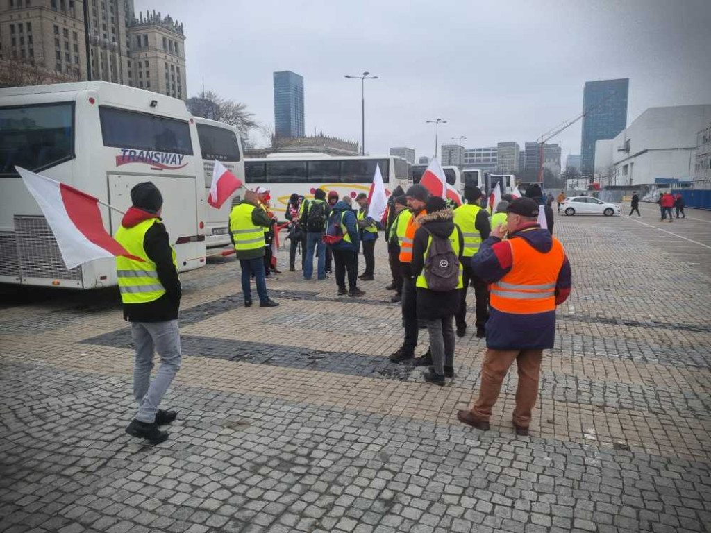 Hrubieszowscy rolnicy na proteście w Warszawie [ZDJĘCIA]