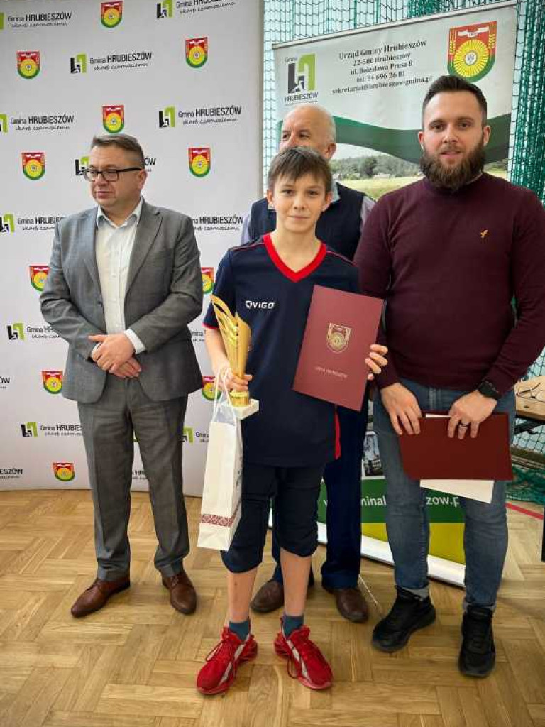 Zagrali o puchar wójta [ZDJĘCIA]