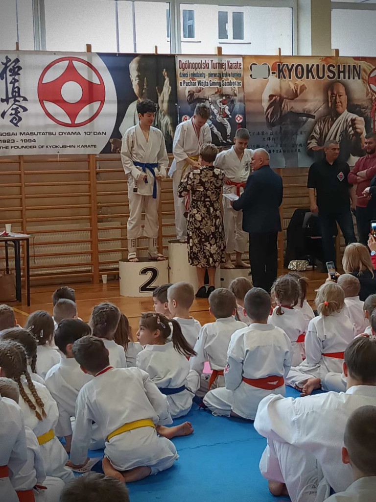 Hrubieszowscy karatecy z medalami [ZDJĘCIA]