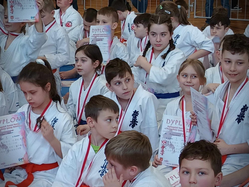 Hrubieszowscy karatecy z medalami [ZDJĘCIA]