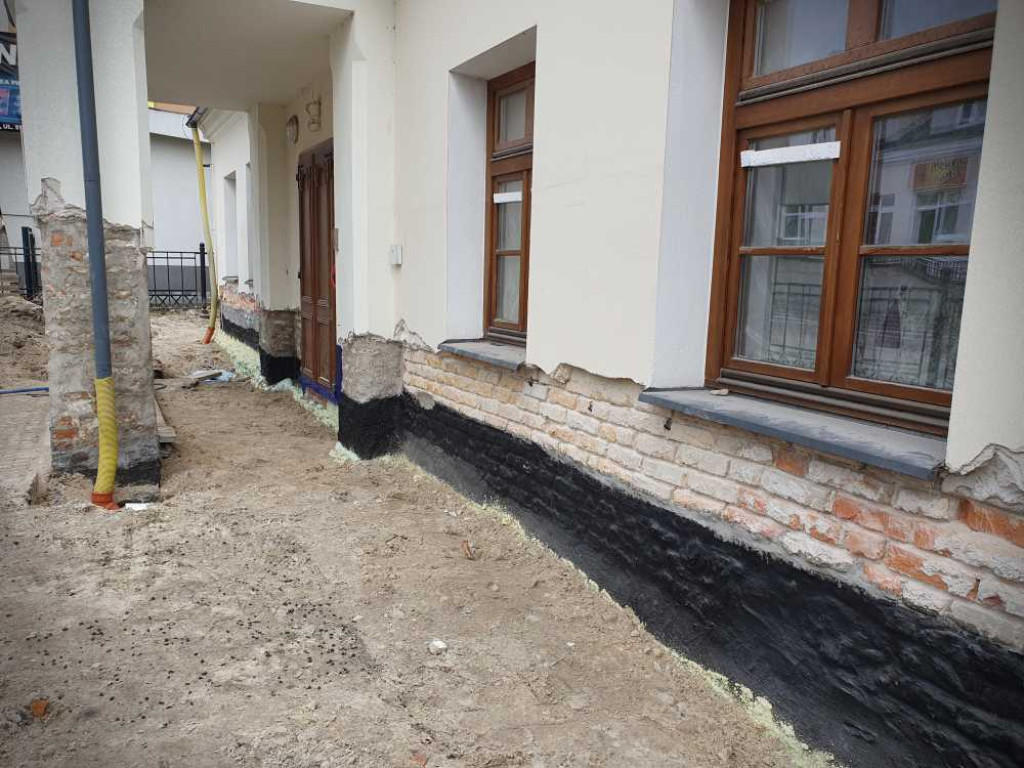Hrubieszów: Remont dworku [ZDJĘCIA]