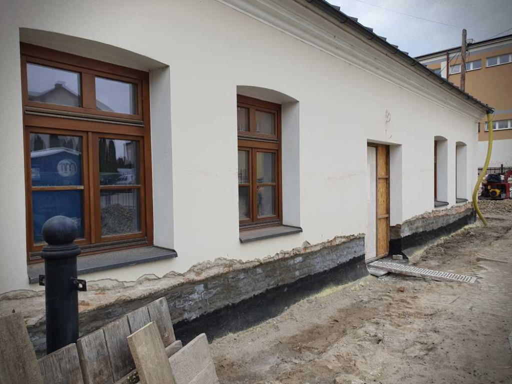 Hrubieszów: Remont dworku [ZDJĘCIA]