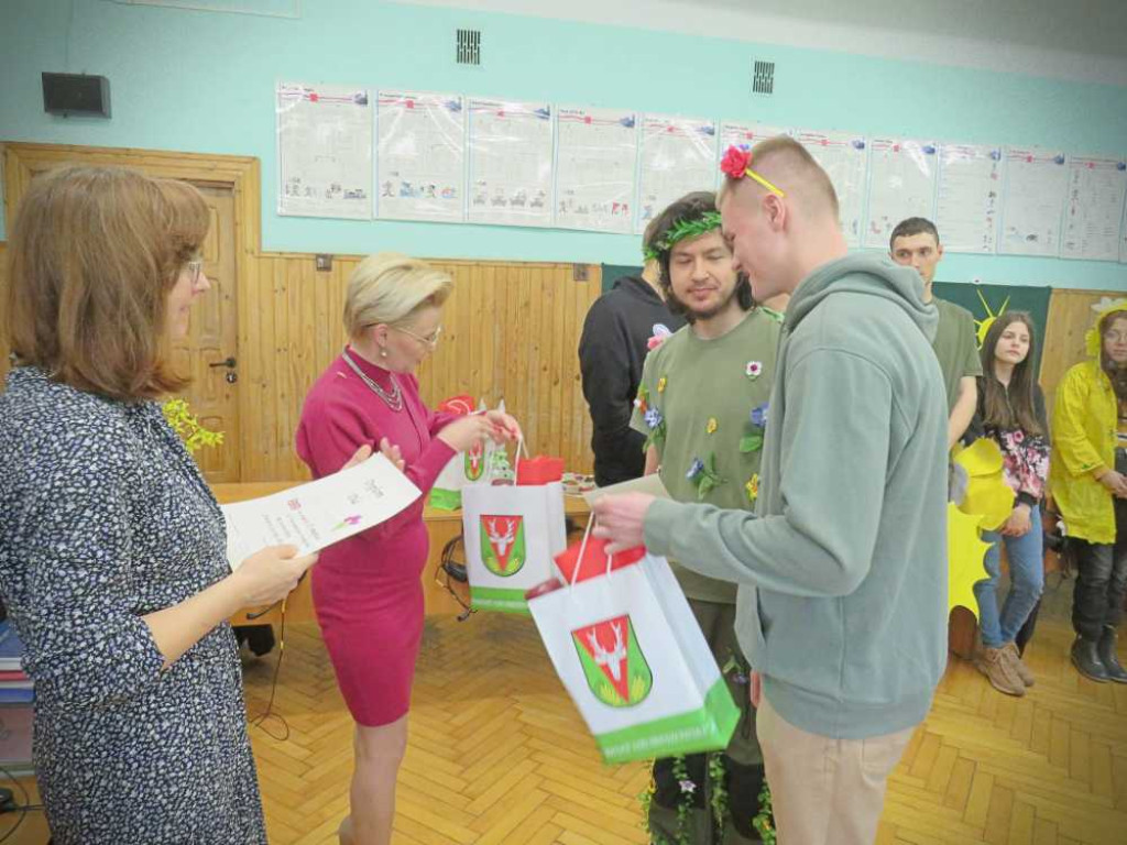 Hrubieszów: Wiosennie w języku obcym [ZDJĘCIA]