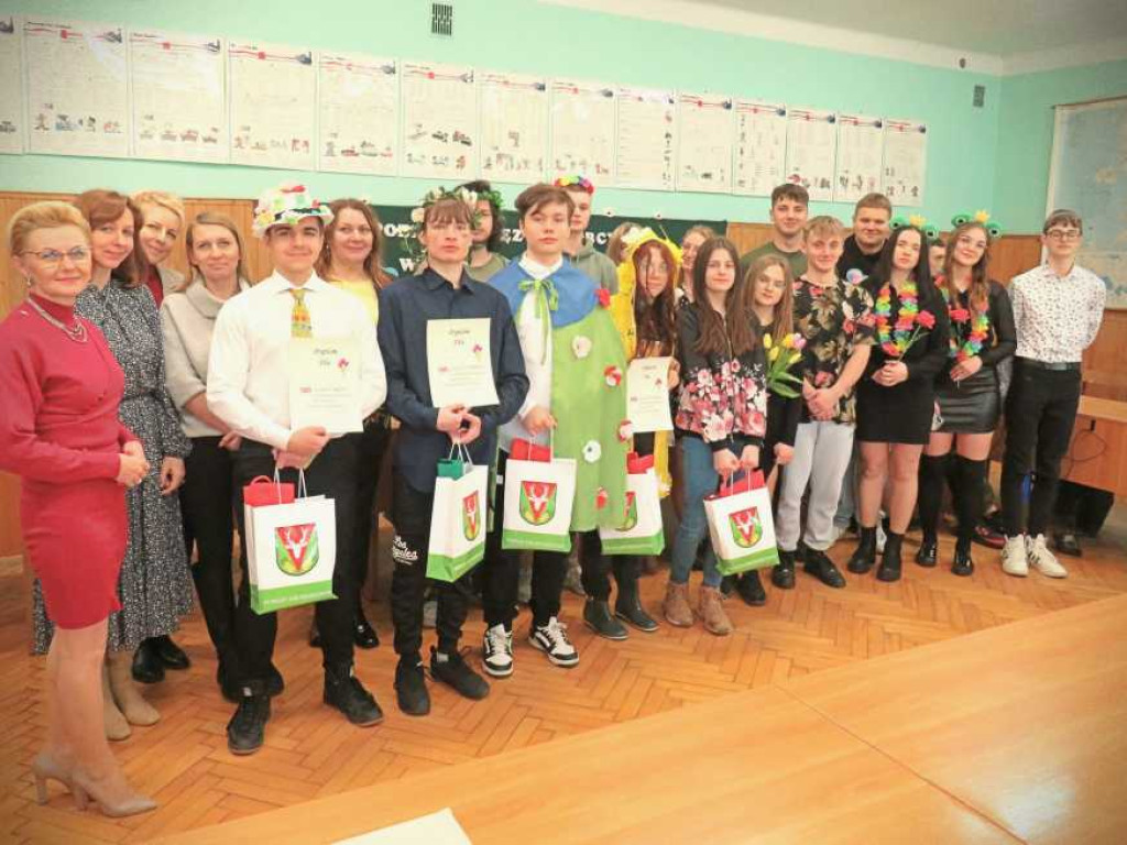 Hrubieszów: Wiosennie w języku obcym [ZDJĘCIA]