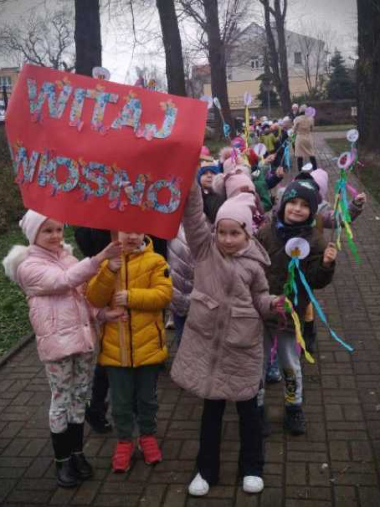 Hrubieszów: Przedszkolaki powitały wiosnę! [ZDJĘCIA]