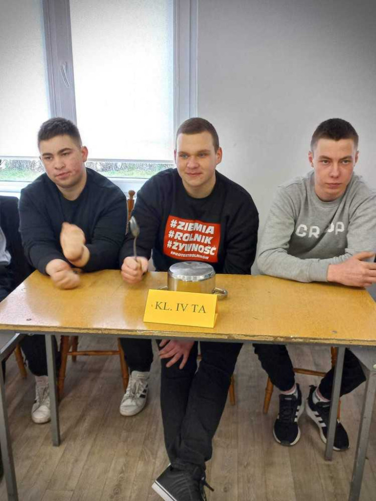 Hrubieszów: Pierwszy dzień wiosny w rolniczym stylu [ZDJĘCIA]