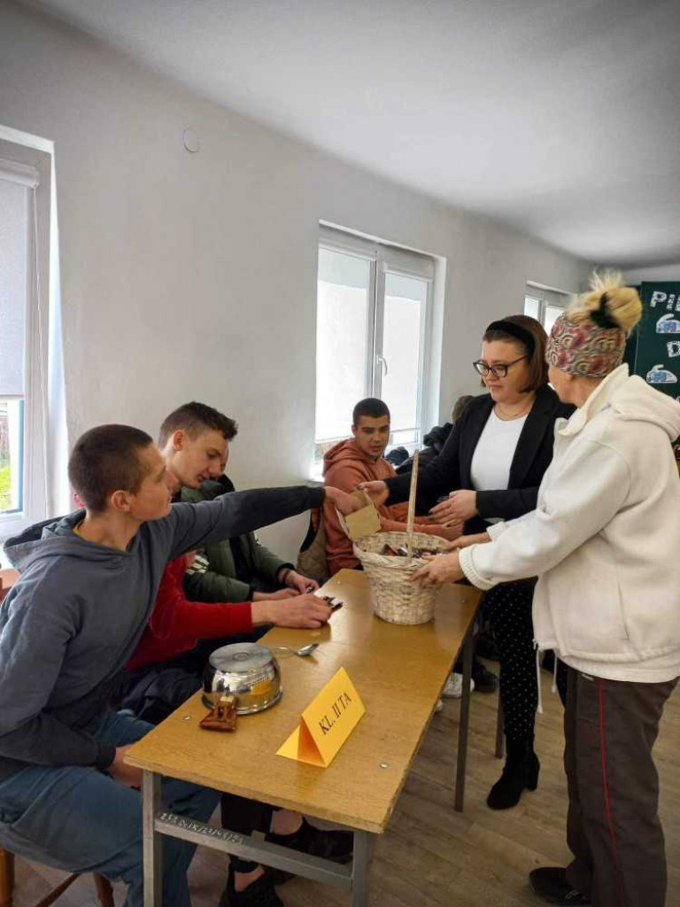 Hrubieszów: Pierwszy dzień wiosny w rolniczym stylu [ZDJĘCIA]