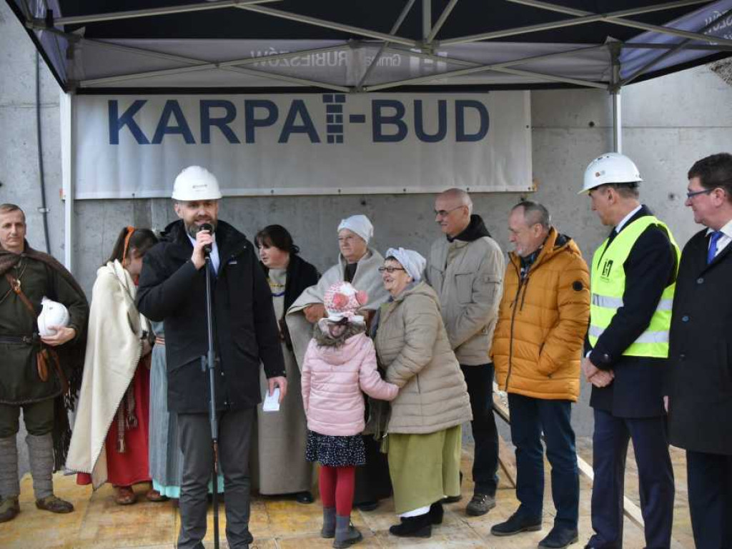 Zakończono I etap budowy Centrum Dziedzictwa Archeologicznego i Kulturowego w Wiosce Gotów [ZDJĘCIA, WIDEO]