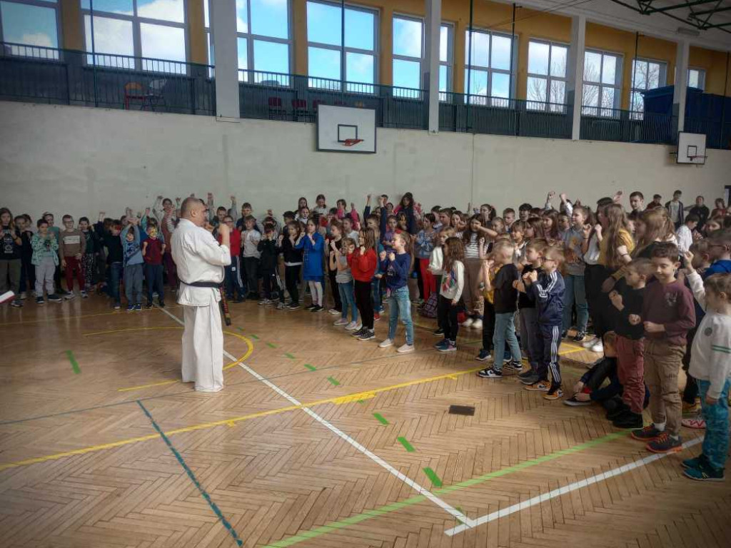Pokaz karate w hrubieszowskiej Trójce [ZDJĘCIA]