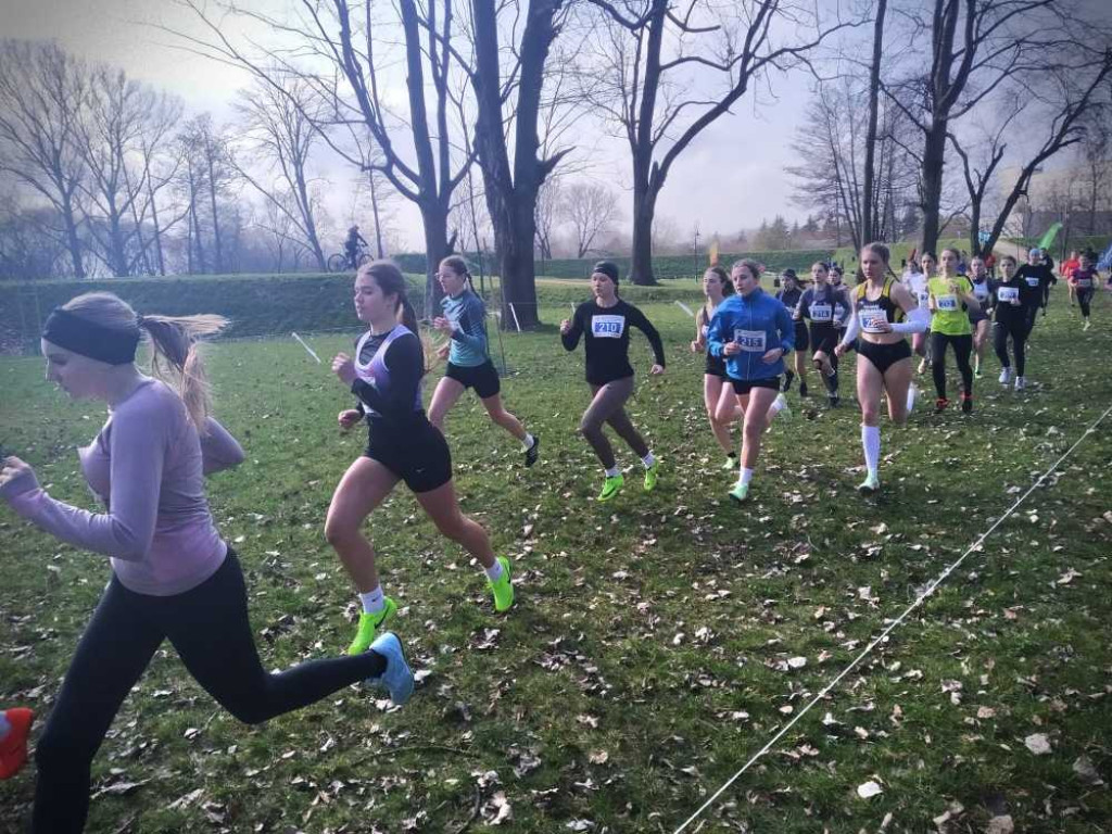 Międzywojewódzkie Przełajowe Mistrzostwa Młodzików i Lekka Atletyka Dla Każdego [ZDJĘCIA]
