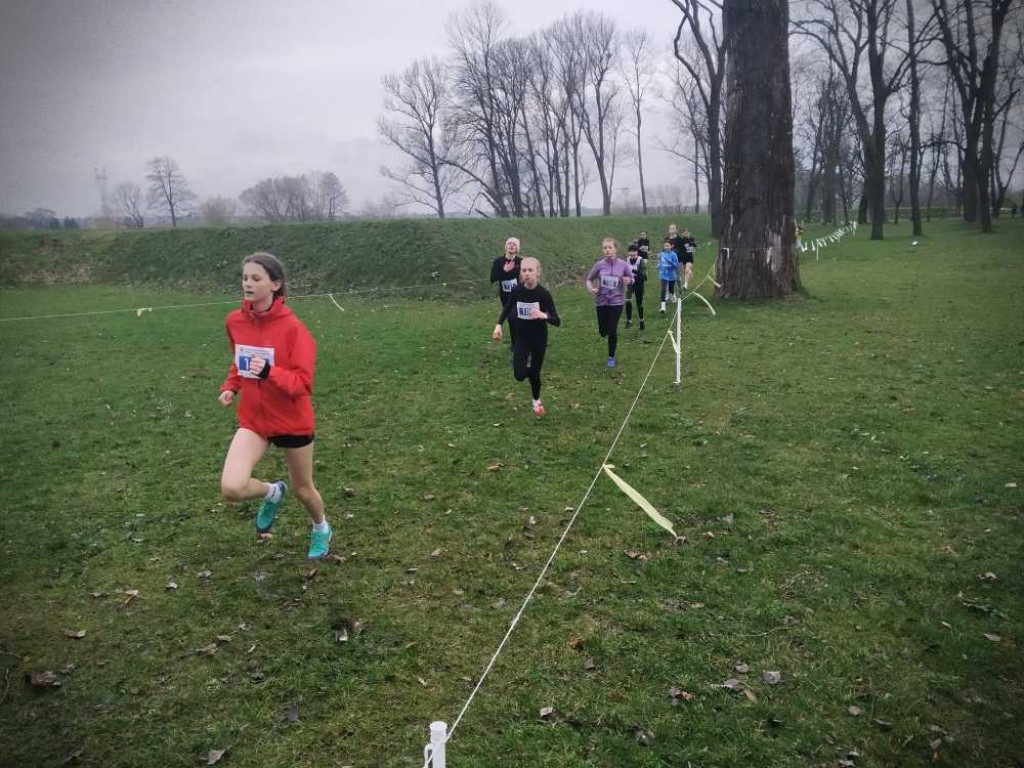 Międzywojewódzkie Przełajowe Mistrzostwa Młodzików i Lekka Atletyka Dla Każdego [ZDJĘCIA]