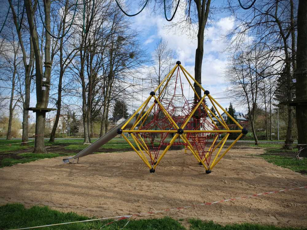Plac zabaw w Małpim Gaju skończony [ZDJĘCIA]