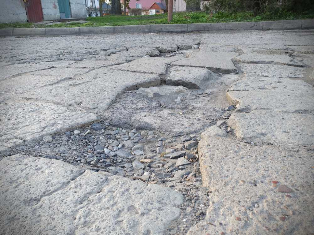 Hrubieszów: Gdzie gospodarzy trzech, a jakby ani jednego nie było [ZDJĘCIA]