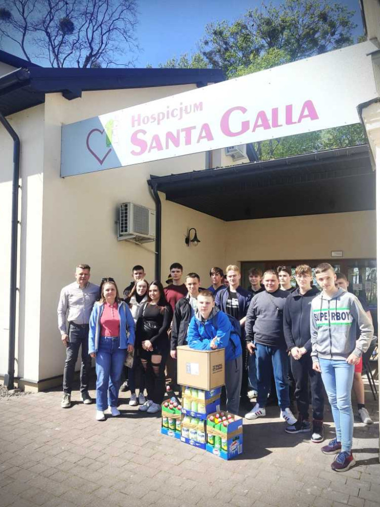 Hrubieszów: Młodzież dla hospicjum [ZDJĘCIA]