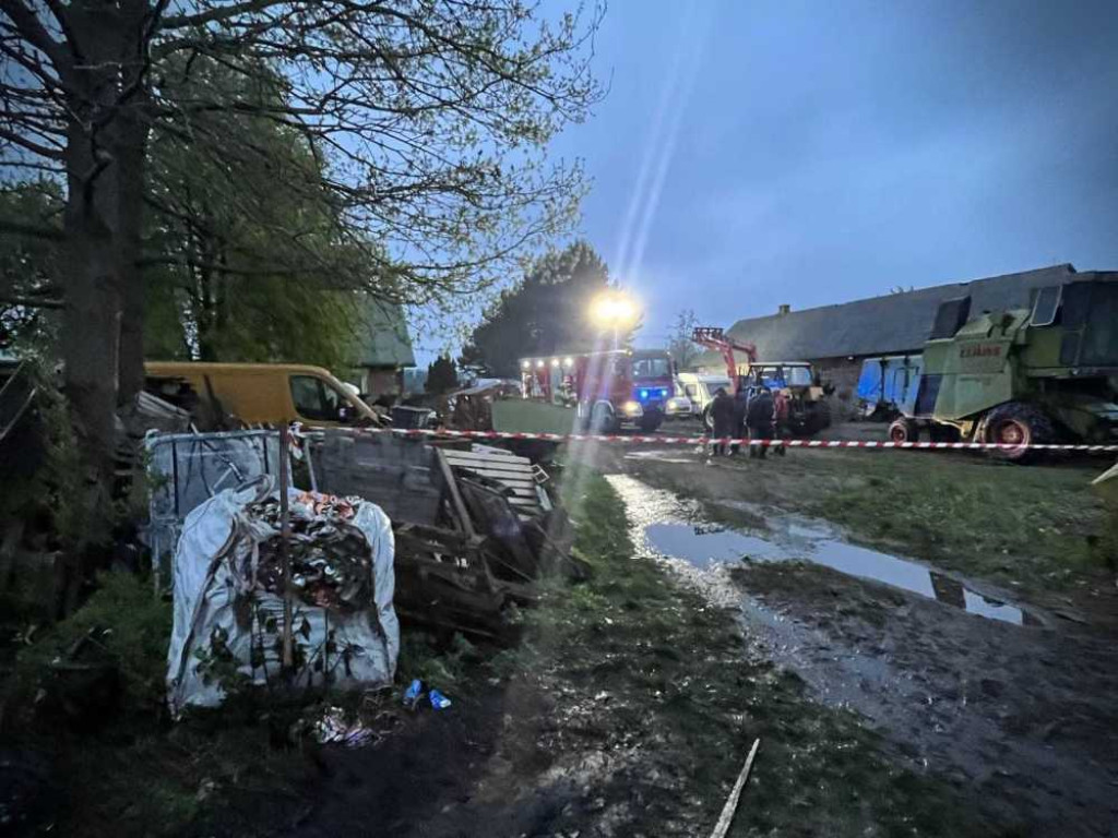 Pożar budynku gospodarczego w Masłomęczu [ZDJĘCIA]