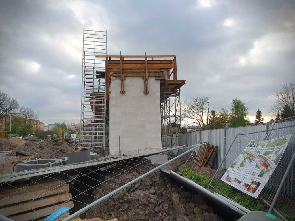 Hrubieszów: Trwa budowa HCK [ZDJĘCIA]