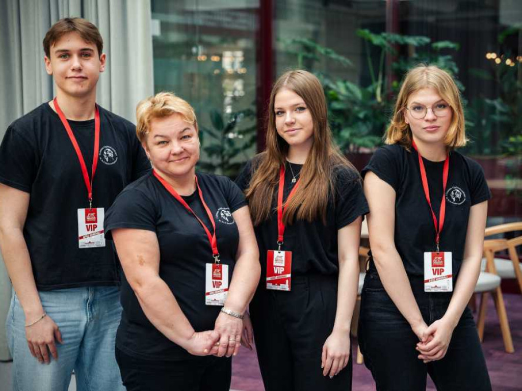 Przedsiębiorcza młodzież z Hrubieszowa na II miejscu w Polsce! [ZDJĘCIA]